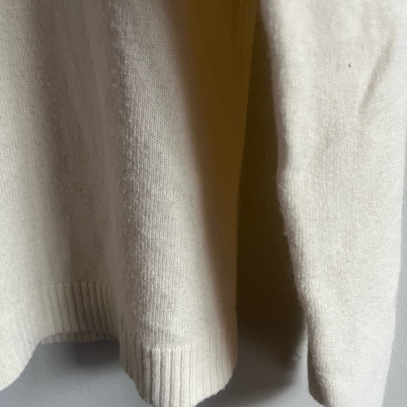 Vintage Mockneck Turtleneck Sweater Cream Acrylic Cashmere Like Cowl Size 12/14 - Picture 8 of 8